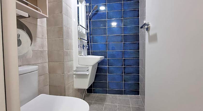 Bluehum Guesthouse