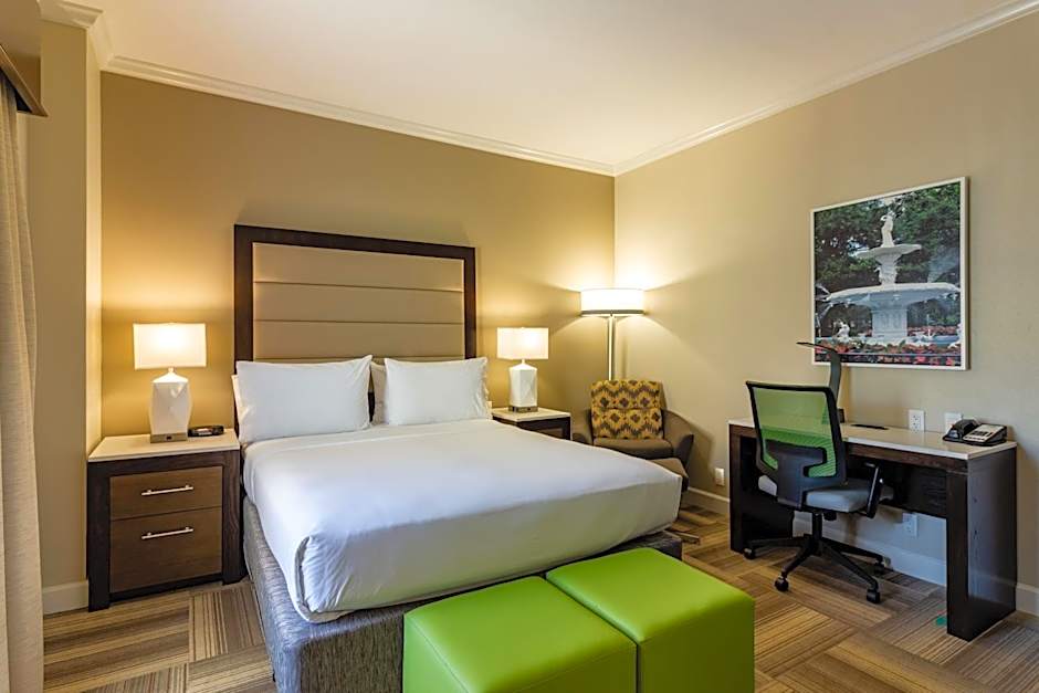 Holiday Inn Express Savannah - Historic District By IHG