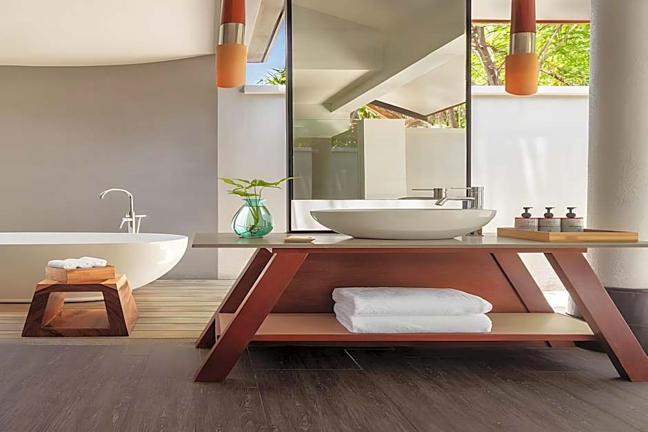 NH Collection Maldives Havodda Resort