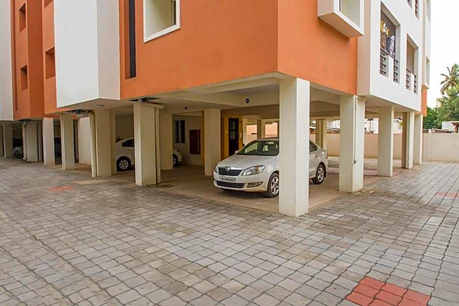 ThulasiRams Service Apartments