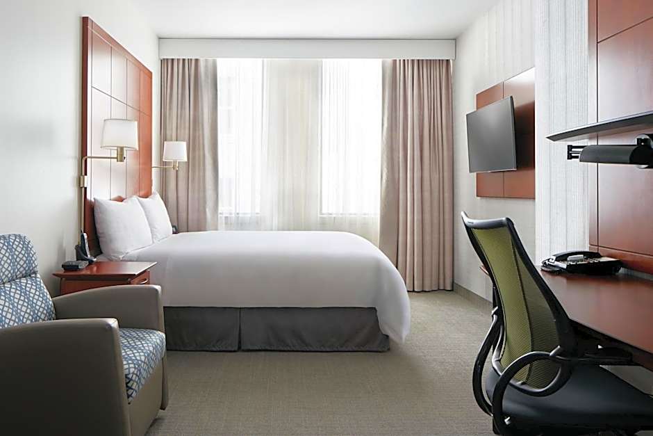 Photo 1 sur 6 de Superior 1 Queen Bed