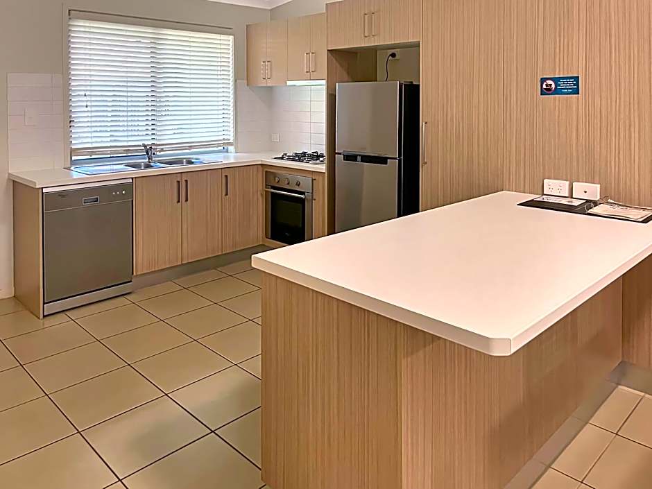 Direct Collective - Villas on Rivergum