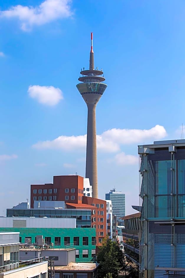 Radisson Blu Media Harbour Hotel, Düsseldorf