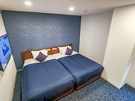 Twin Room - Non-Smoking