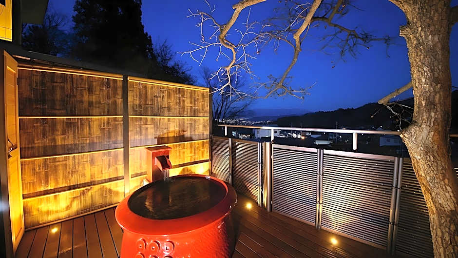 Uematsuya Ryokan Hotel