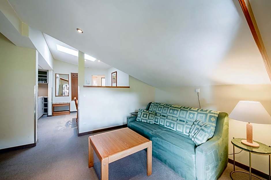 Harmls Aparthotel