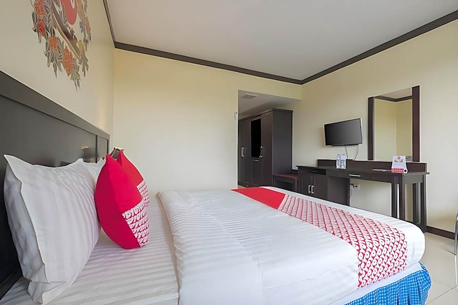 OYO 1633 Hotel Darma Nusantara 3