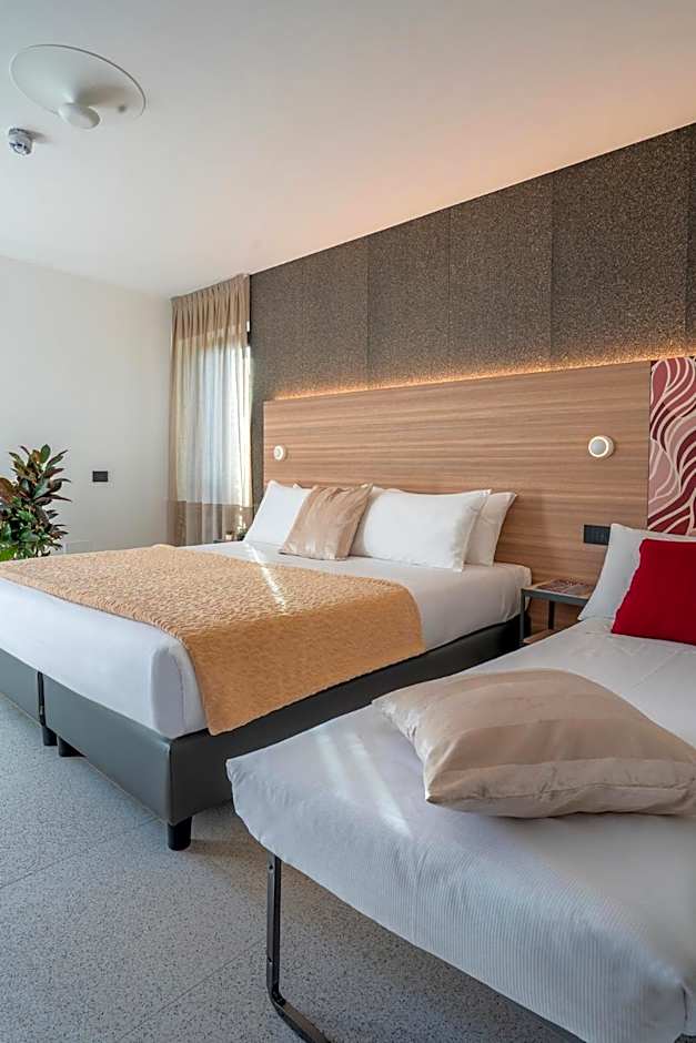 Hub Hotel