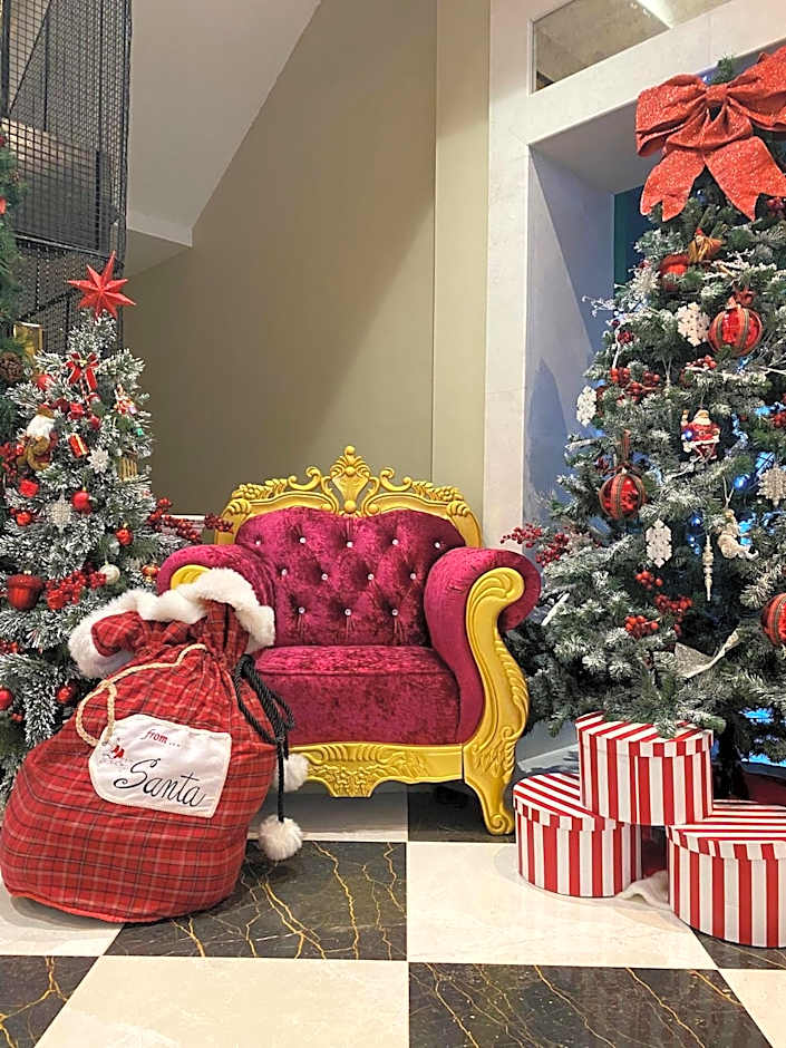 The Chatsworth Hotel