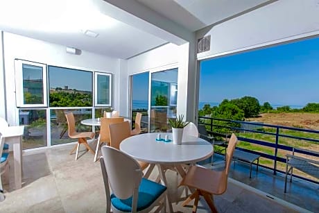 12 Olympian Gods Hotel