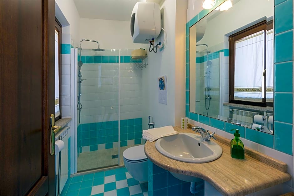 Camera vista mare, ingresso indipendente in" Villa VìVì"