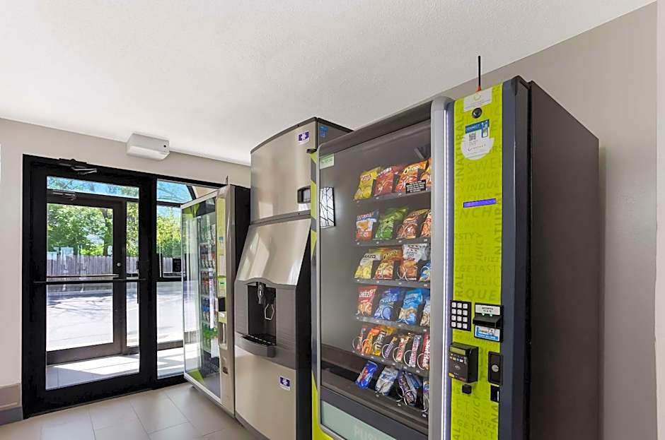 Quality Inn South Bend near Notre Dame