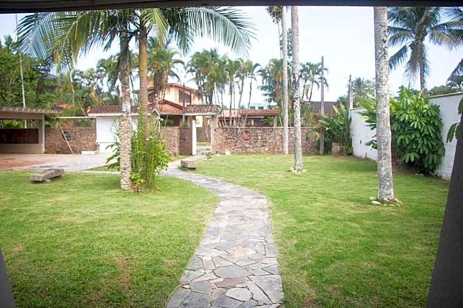 Villa Tavares - casa com piscina na praia da Lagoinha