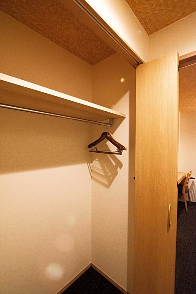 Xcellent Hotel