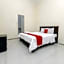 RedDoorz Plus near Museum Angkut Batu 4