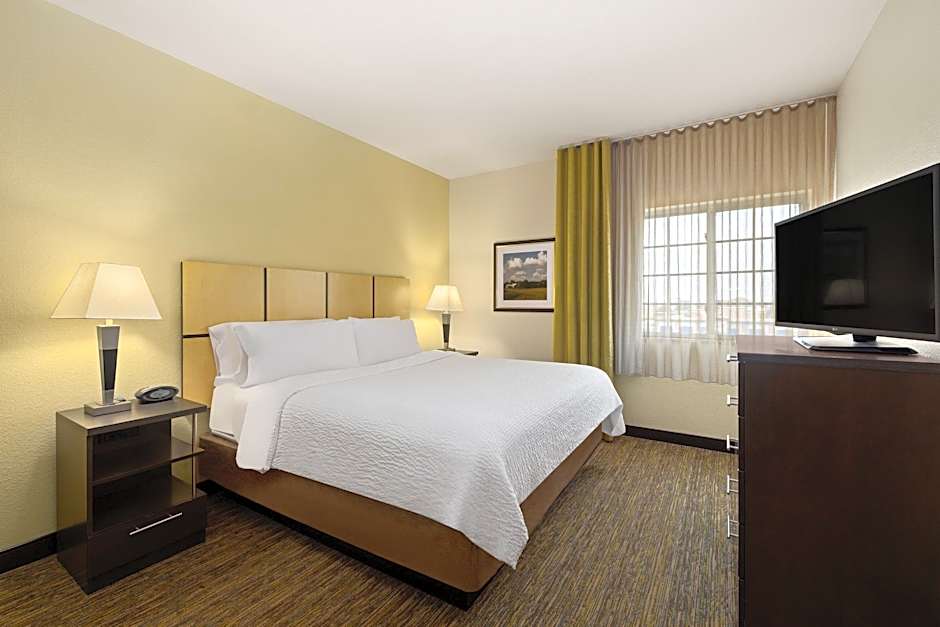 Candlewood Suites Bismarck By IHG