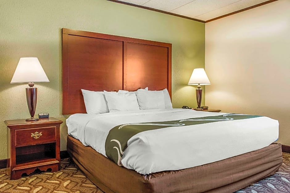 Quality Inn & Suites Zanesville City Center