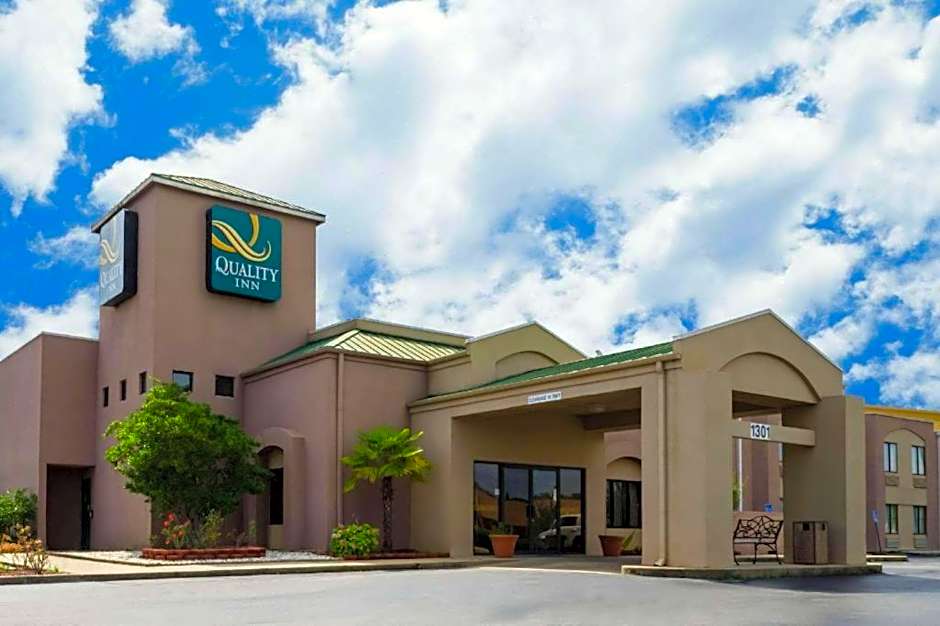 Quality Inn Meridian
