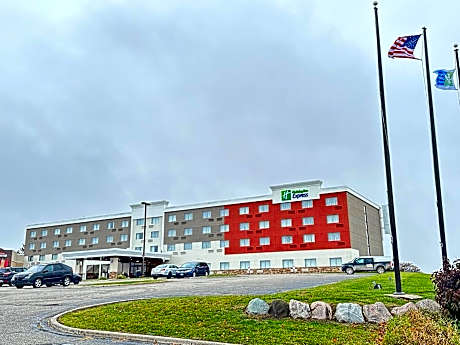 Holiday Inn Express Big Rapids By IHG