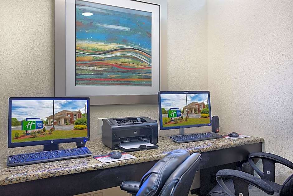 Holiday Inn Express Hotel And Suites Murphy By IHG