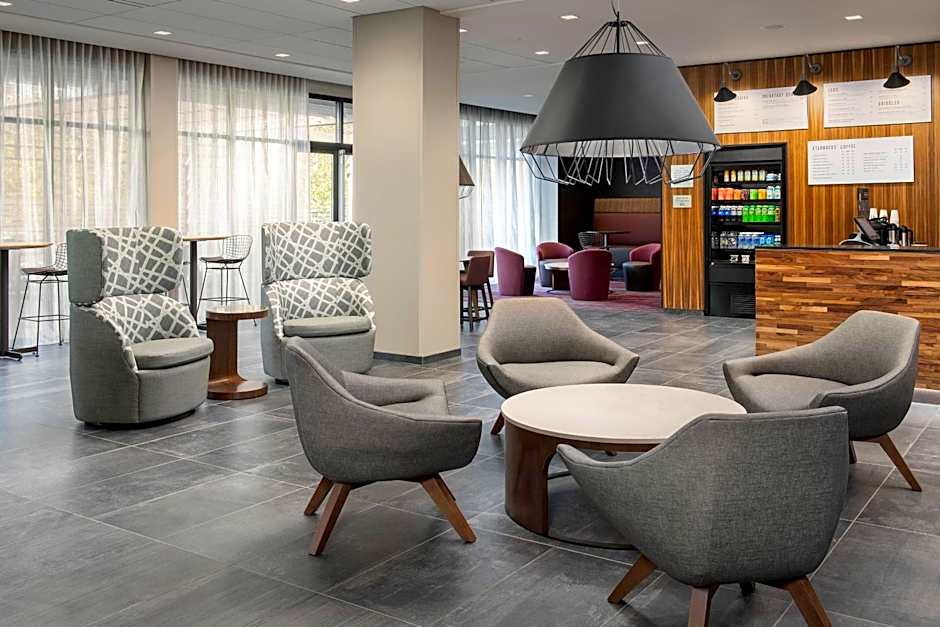 Courtyard by Marriott Portland East