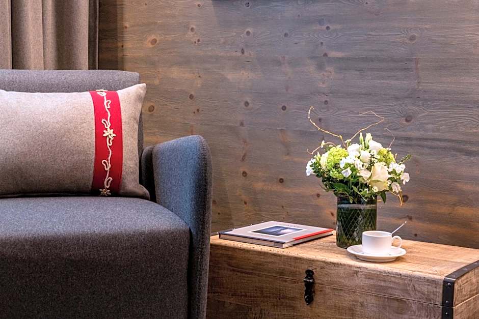 Hotel Edelweiss Manotel