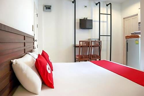 OYO 1032 Beds Patong