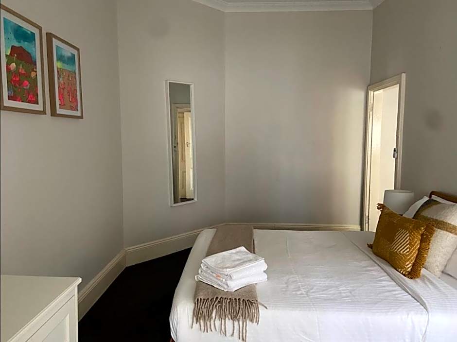Brilliant Apt by Rottnest Ferry and Fremantle Oval - Hosted by Canstay