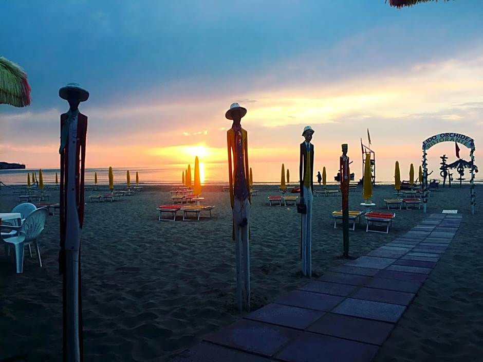 Max Luxury Suite - Servizio Spiaggia Inclusa