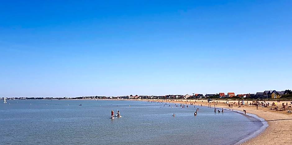 Les Flots - Hôtel et Restaurant face à l'océan - Châtelaillon-Plage