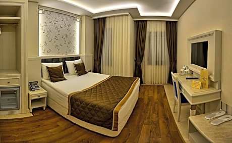 Deluxe Single Room