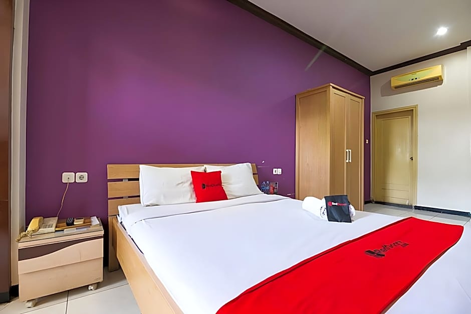 RedDoorz @ Urip Sumoharjo