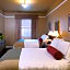 Hassayampa Inn