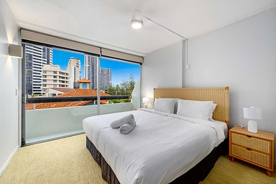 Hi Ho Beach Apartments on Broadbeach