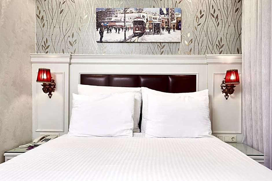 Albinas Hotel Old City