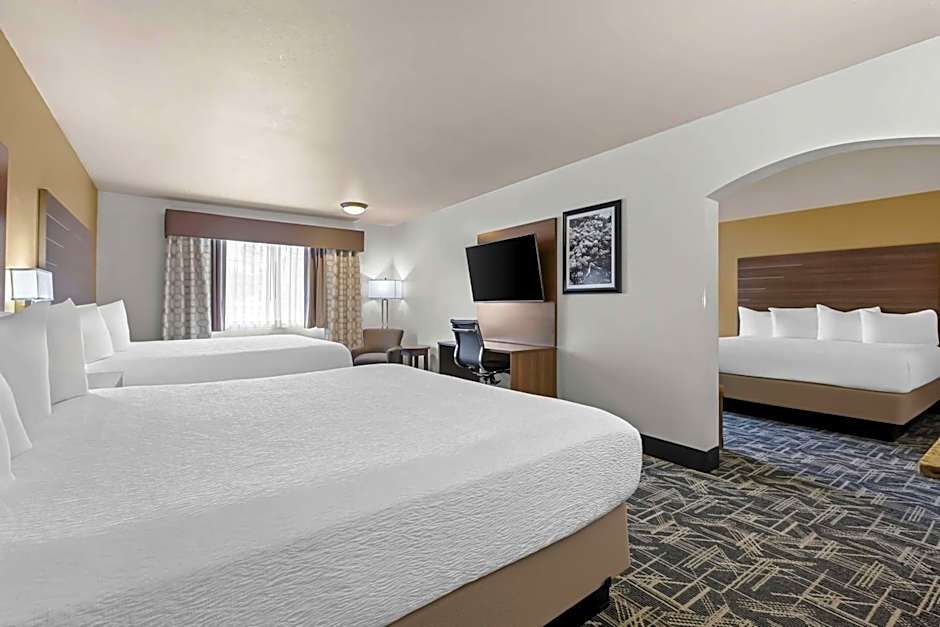 Best Western Plus Caldwell Inn & Suites