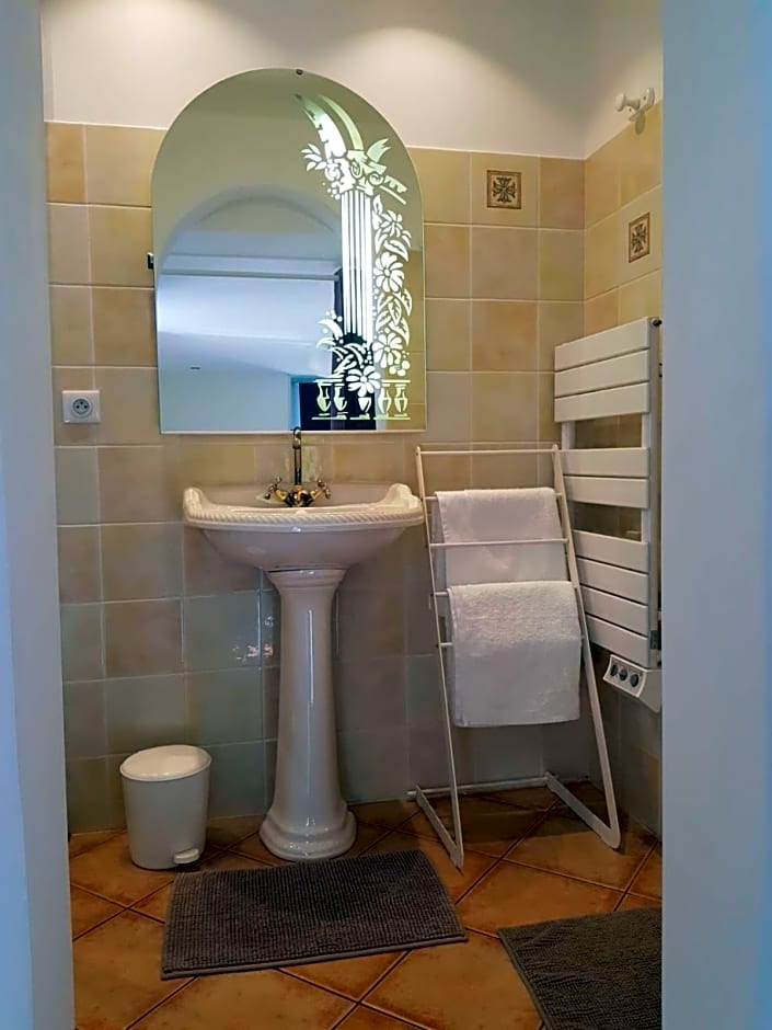 Maison d'Hôtes "La Pierre Pointue"