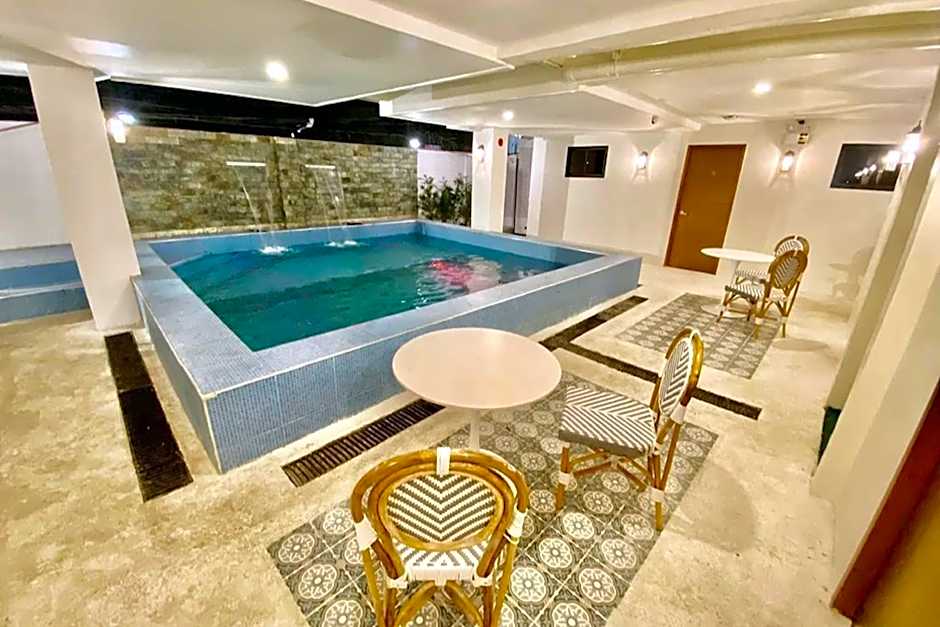 Aurora Suites Pasay near Airport