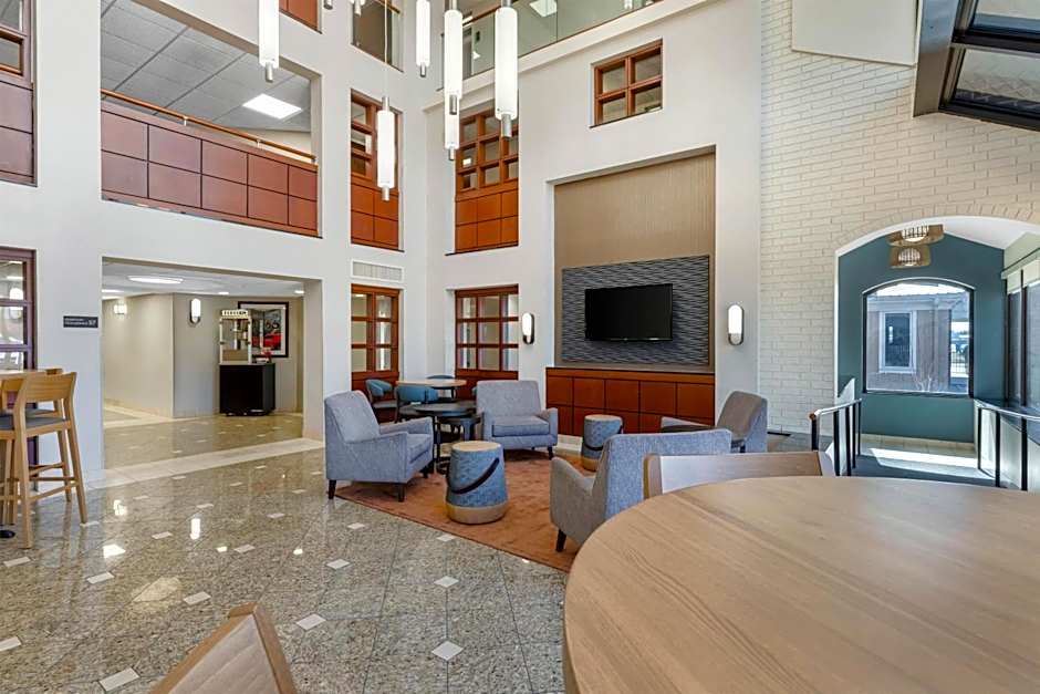 Drury Inn & Suites Joplin