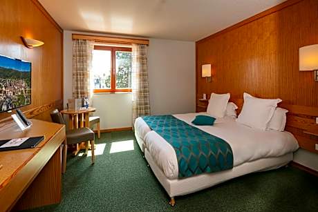 Superior Twin Room - with spa access