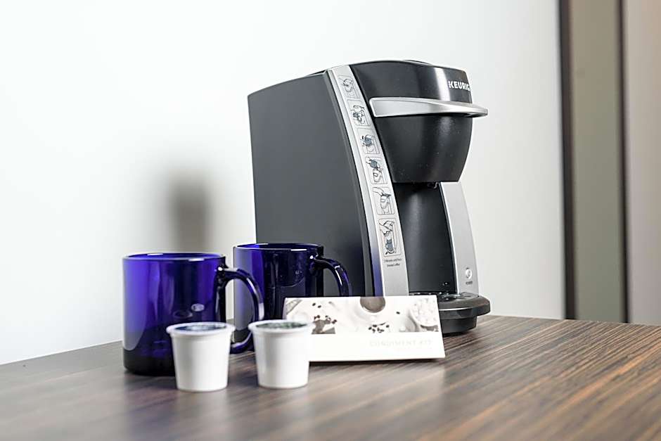 Marker 8 Hotel and Marina