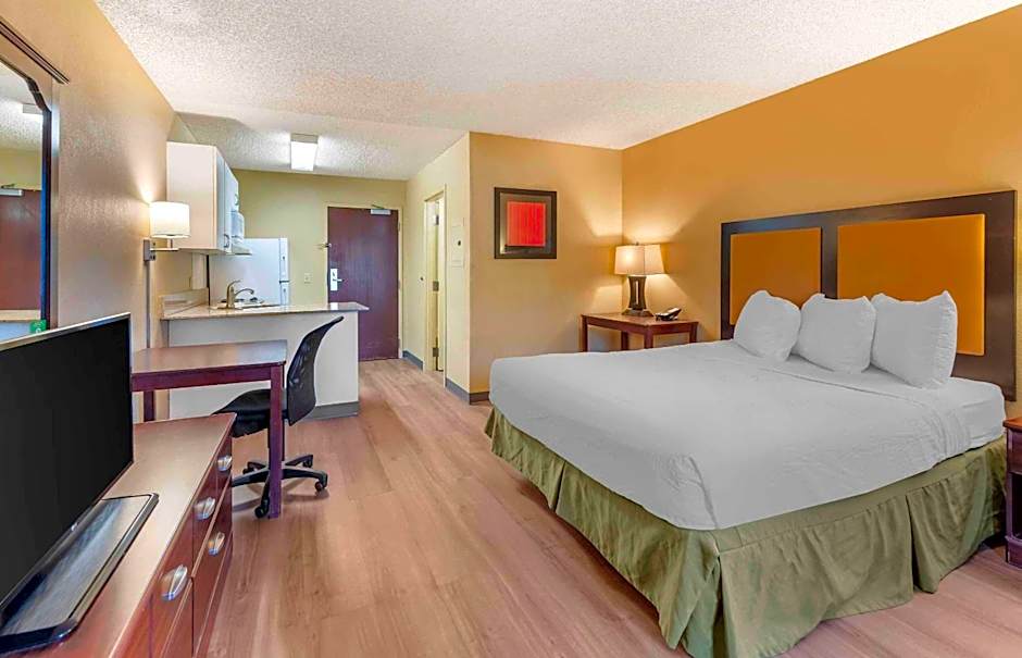 Extended Stay America Suites - Los Angeles - Ontario Airport