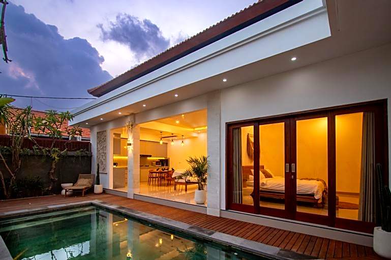 Canggu, Big Kitchen and Pool - All New, Design!