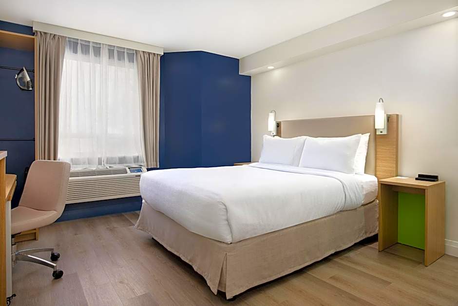 Spark by Hilton Brockville