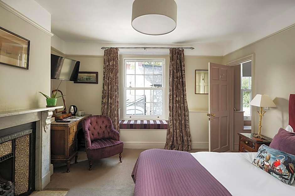 The Oakhill Inn