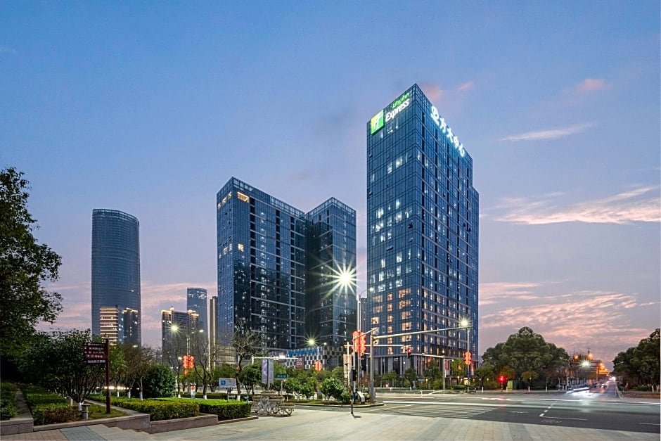 Holiday Inn Express Nanchang Riverside By IHG