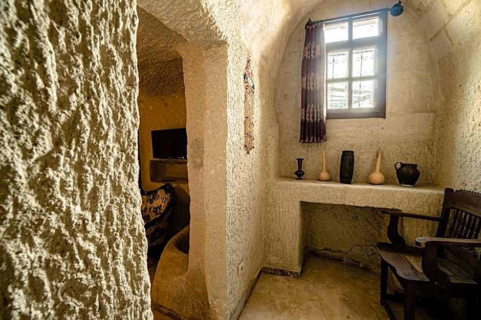 Amber Cave Suites