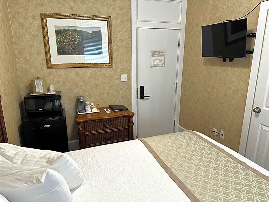 Island House Historic Vacation Rentals