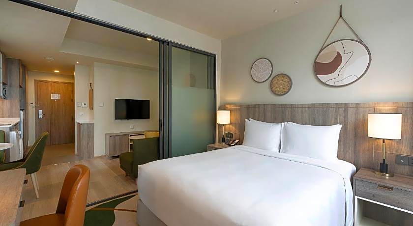 Staybridge Suites Bangkok Sukhumvit By IHG