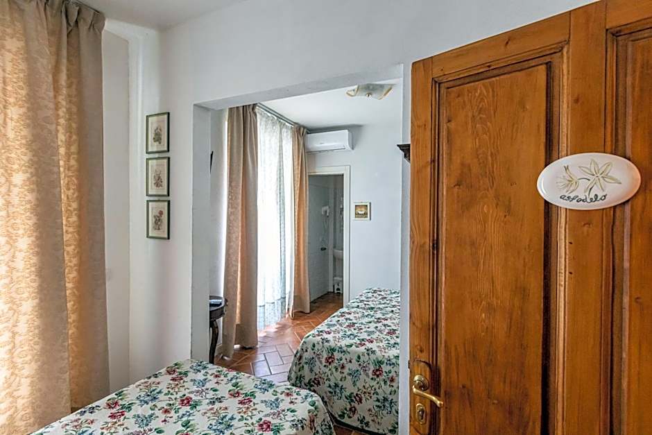 La Locanda di Adele - Il Giardinetto B&B
